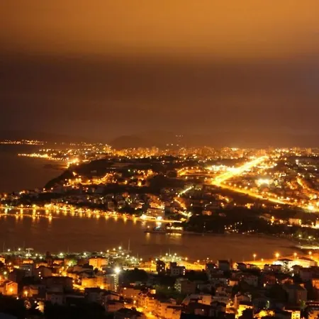 A3 Apt W Balcony & Sea View 2 Min Walking To Apartment Split